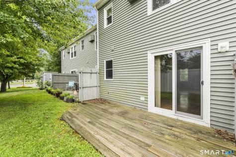 8 Grove Court Branford CT 06405