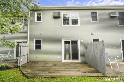 8 Grove Court Branford CT 06405