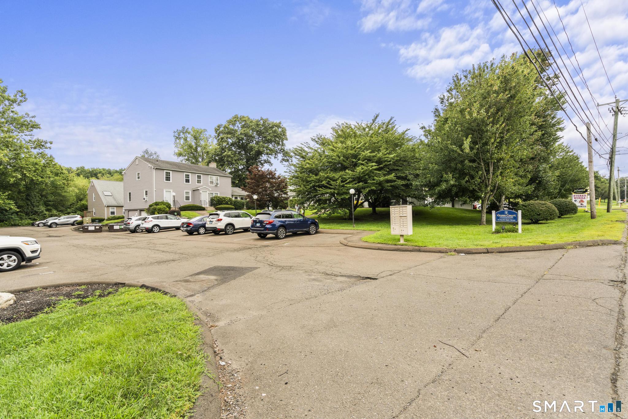8 Grove Court Branford CT 06405