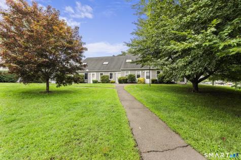 8 Grove Court Branford CT 06405