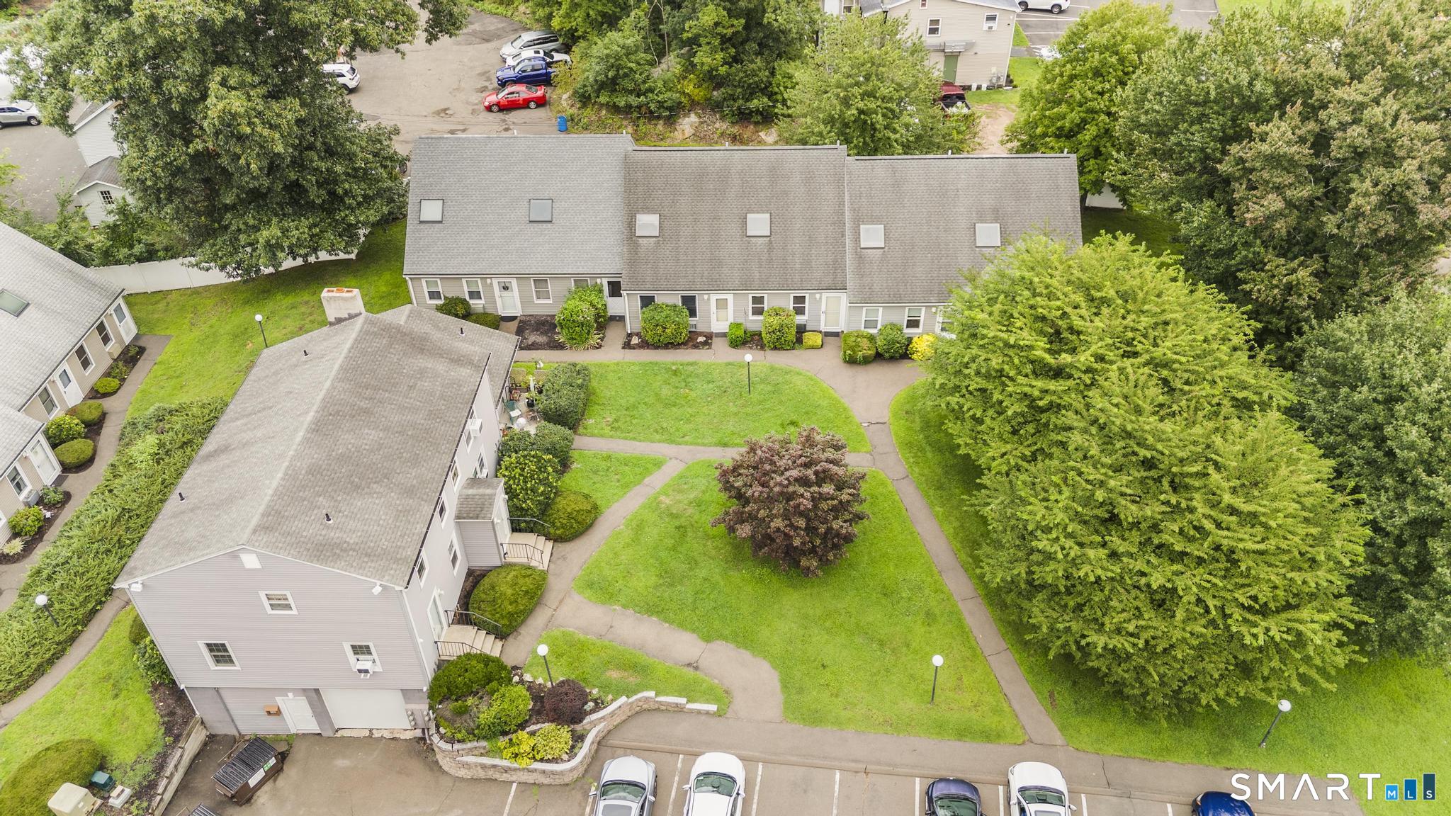 8 Grove Court Branford CT 06405