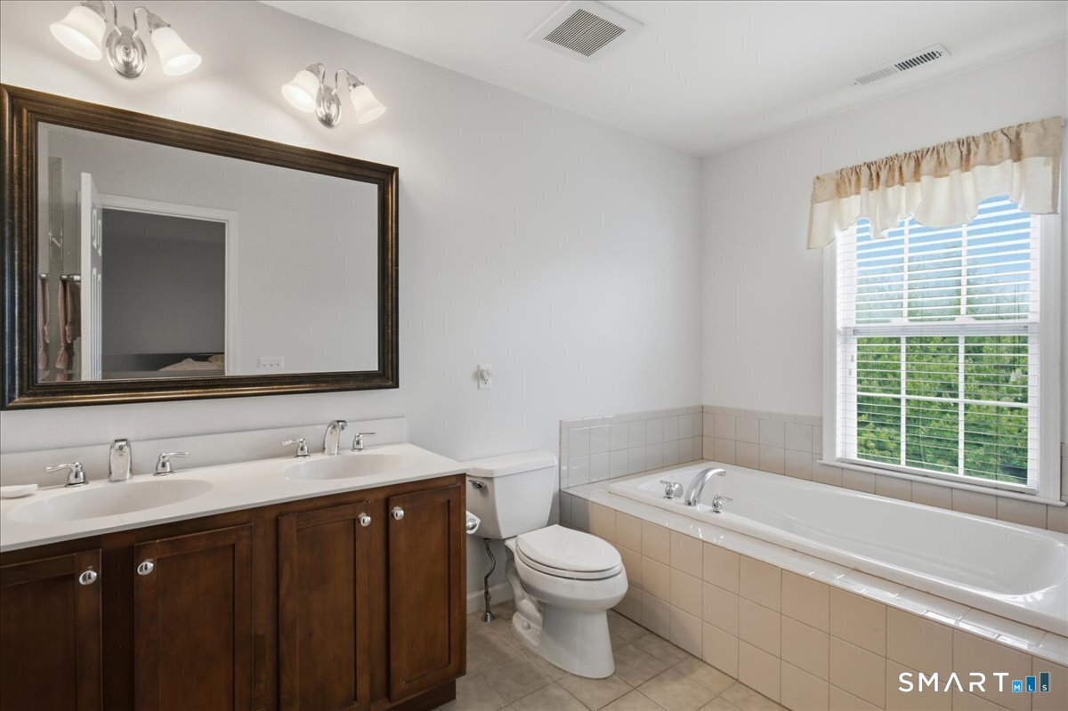 11 Mercy Street Danbury CT 06810