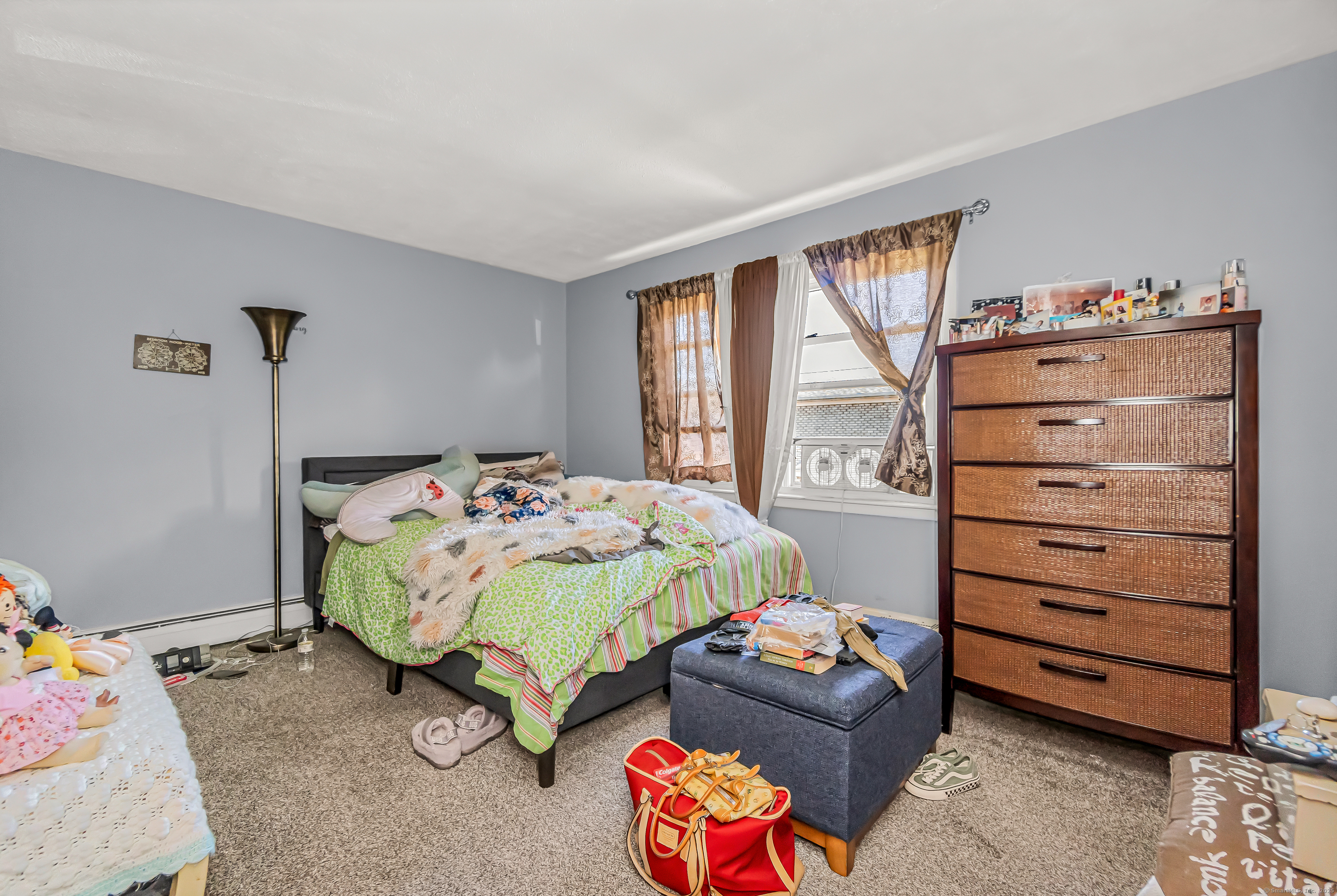 26 Karen Court Bridgeport CT 06606