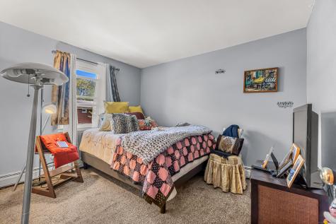 26 Karen Court Bridgeport CT 06606