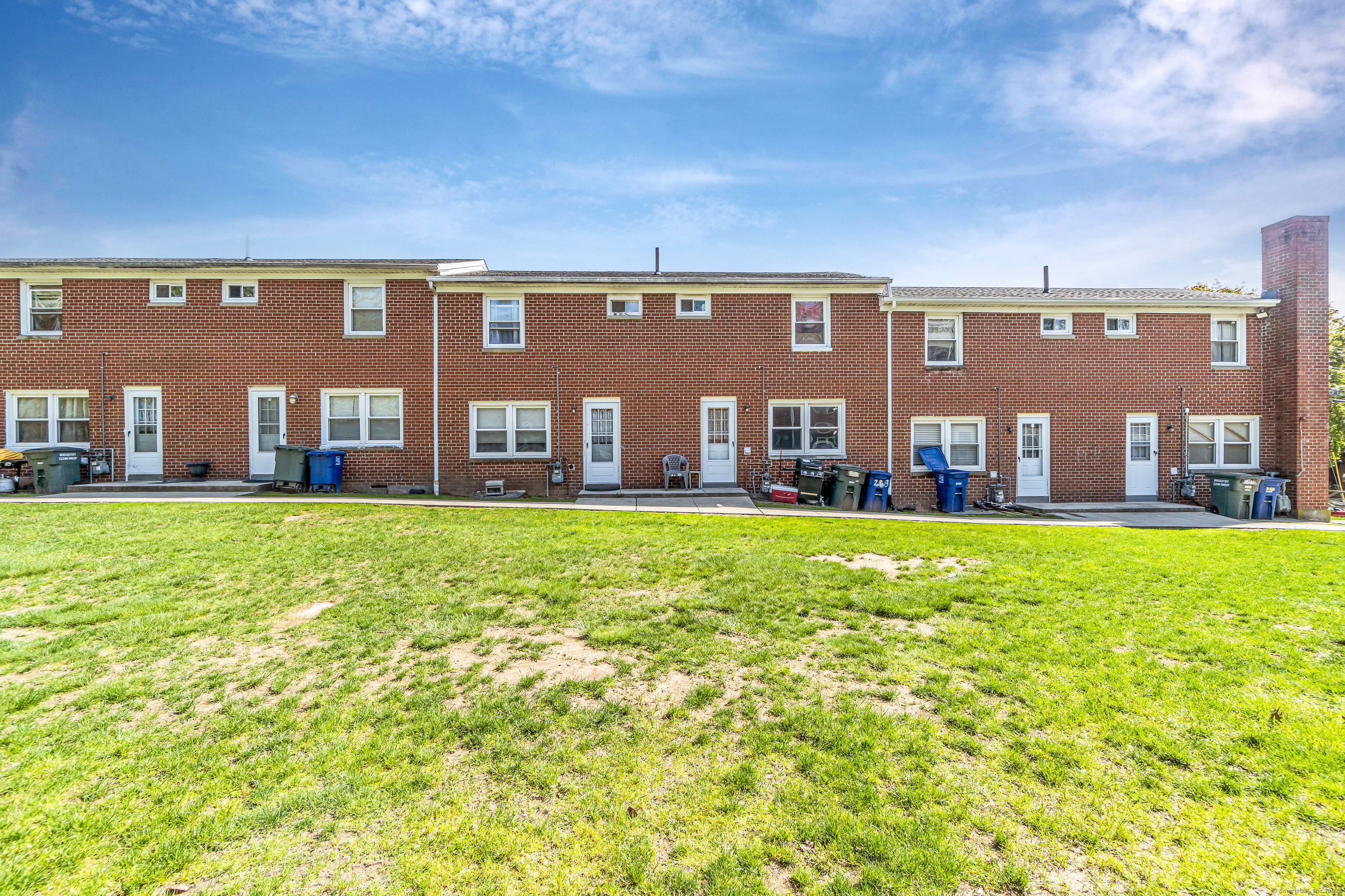 26 Karen Court Bridgeport CT 06606