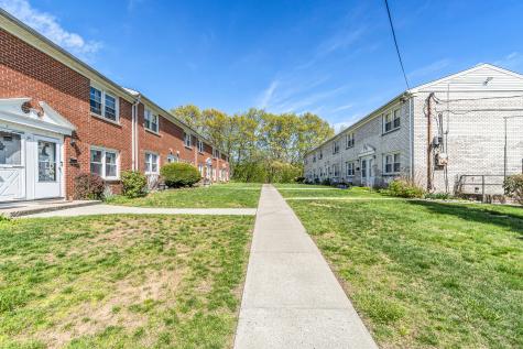 26 Karen Court Bridgeport CT 06606