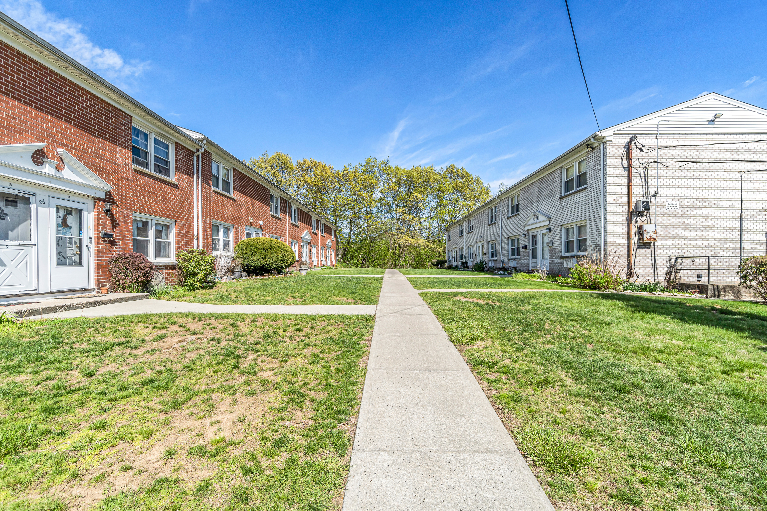26 Karen Court Bridgeport CT 06606