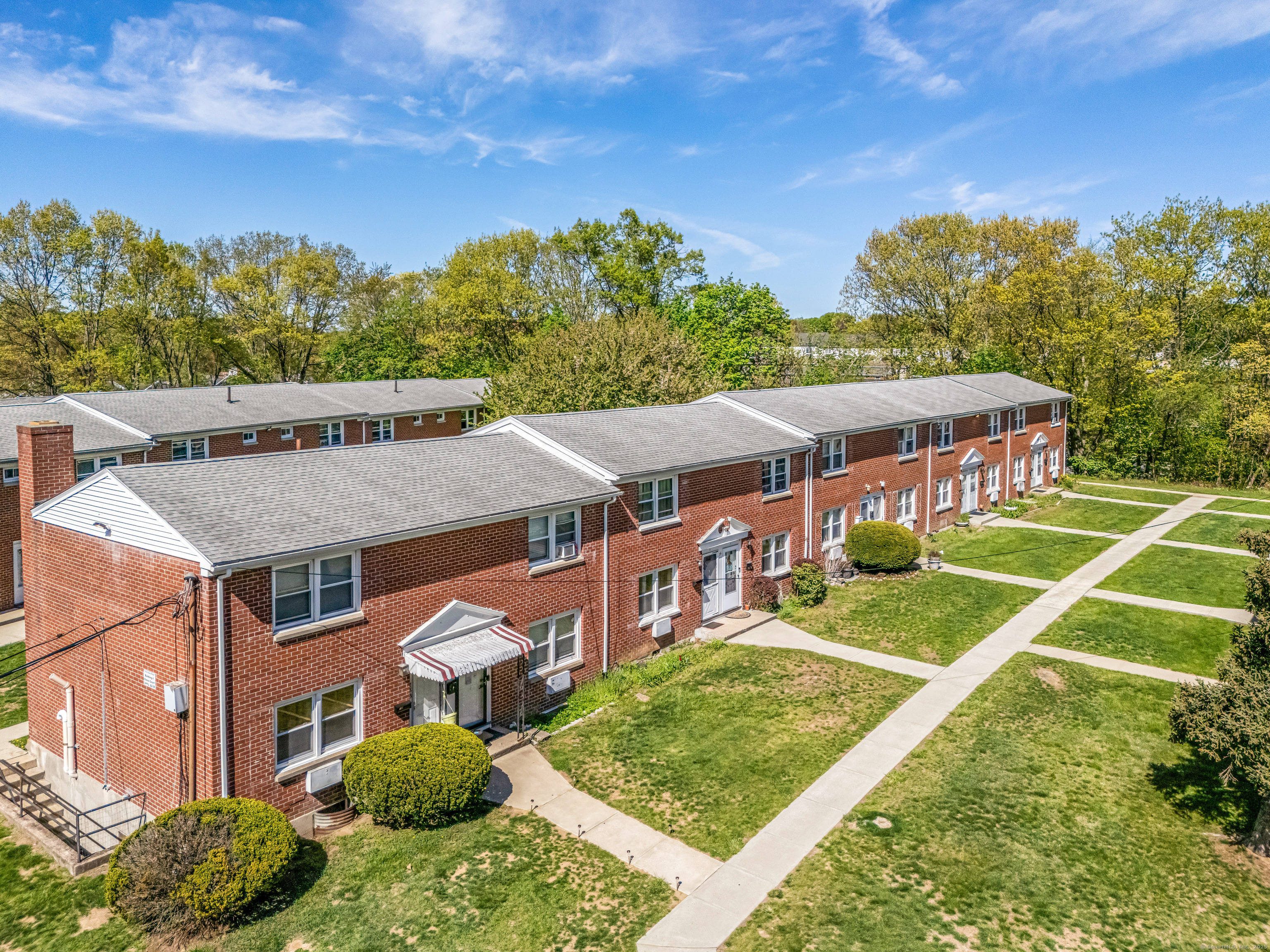 26 Karen Court Bridgeport CT 06606