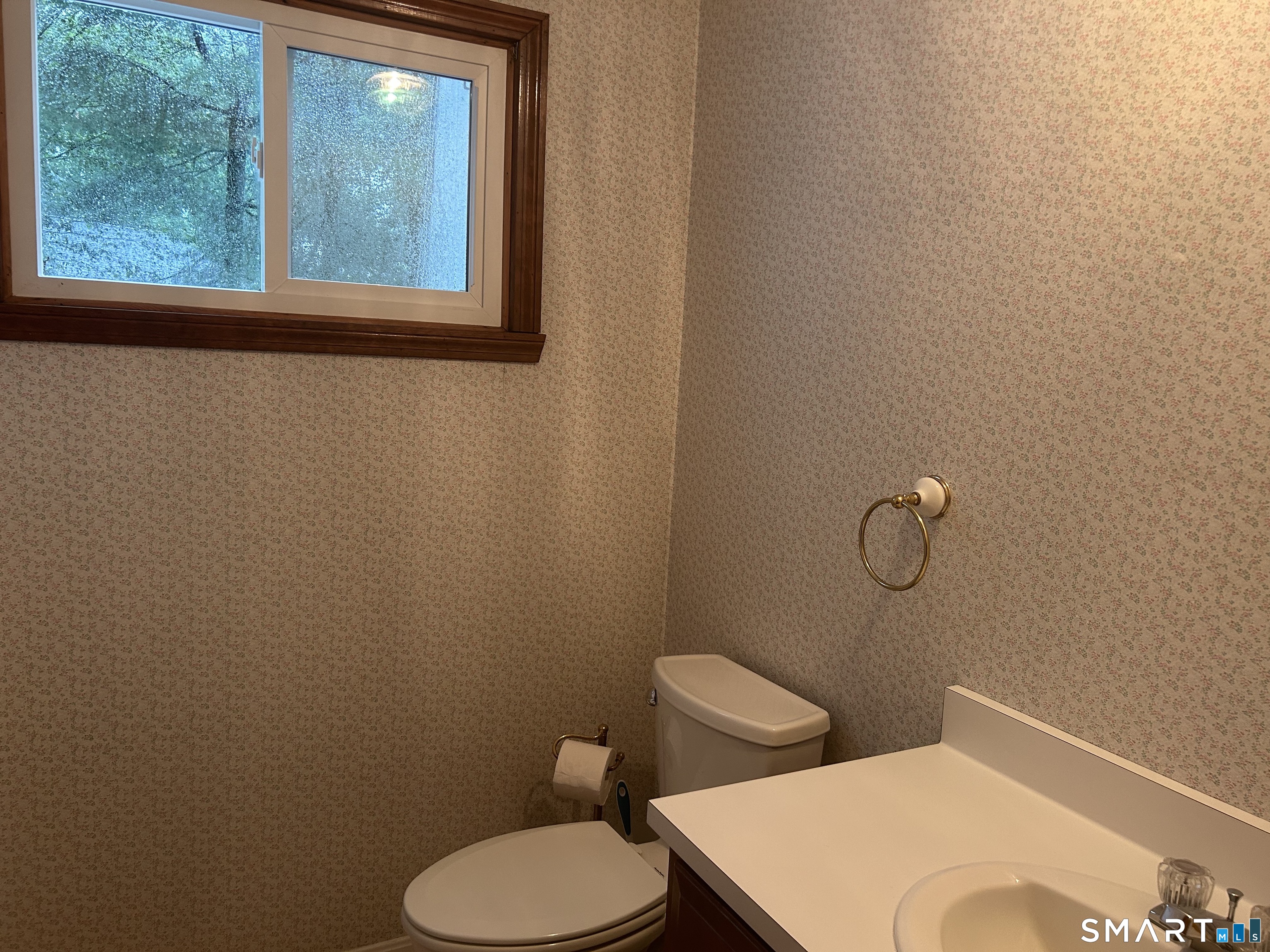 318 Dunfey Lane Windsor CT 06095