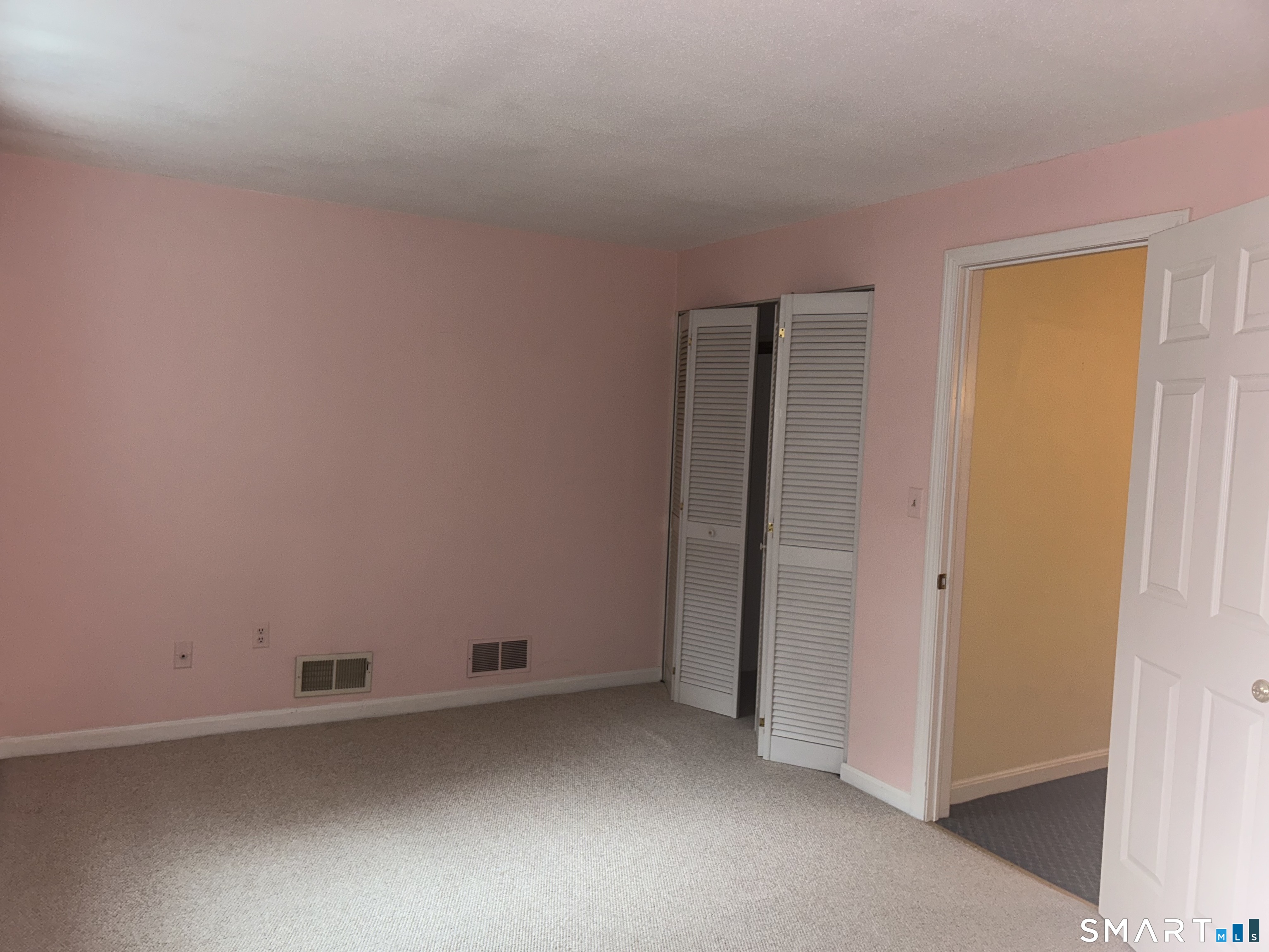 318 Dunfey Lane Windsor CT 06095