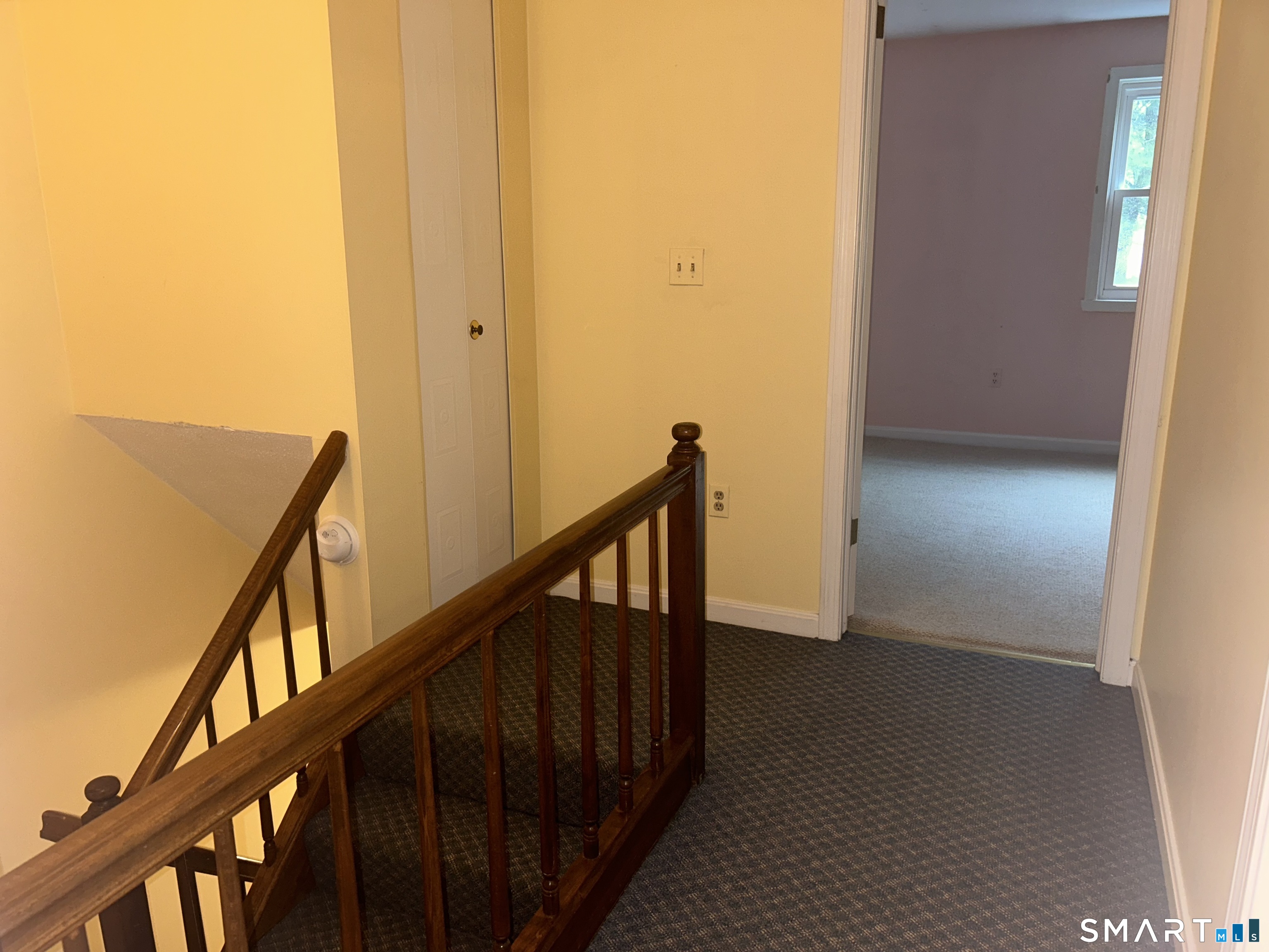 318 Dunfey Lane Windsor CT 06095