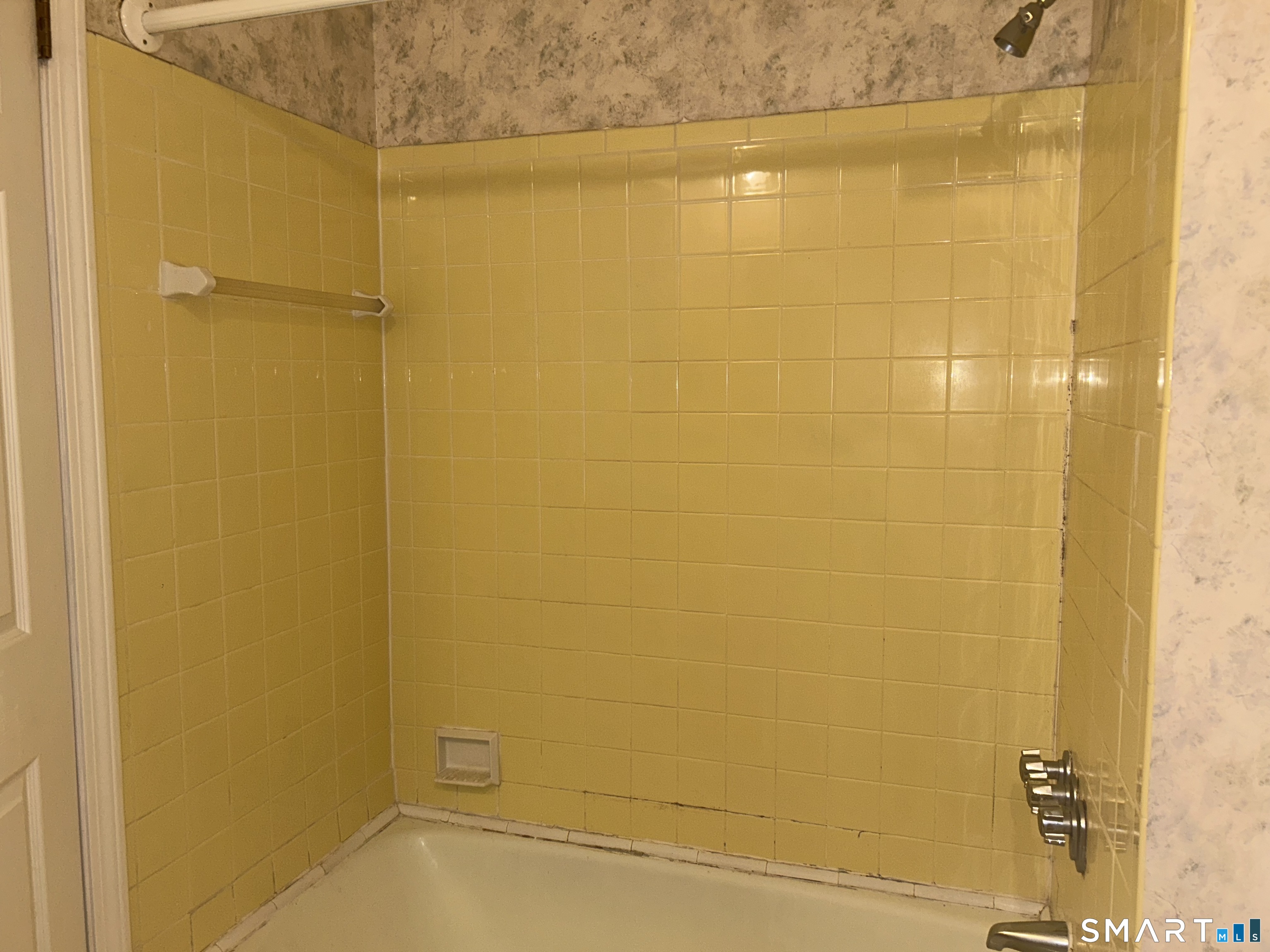 318 Dunfey Lane Windsor CT 06095