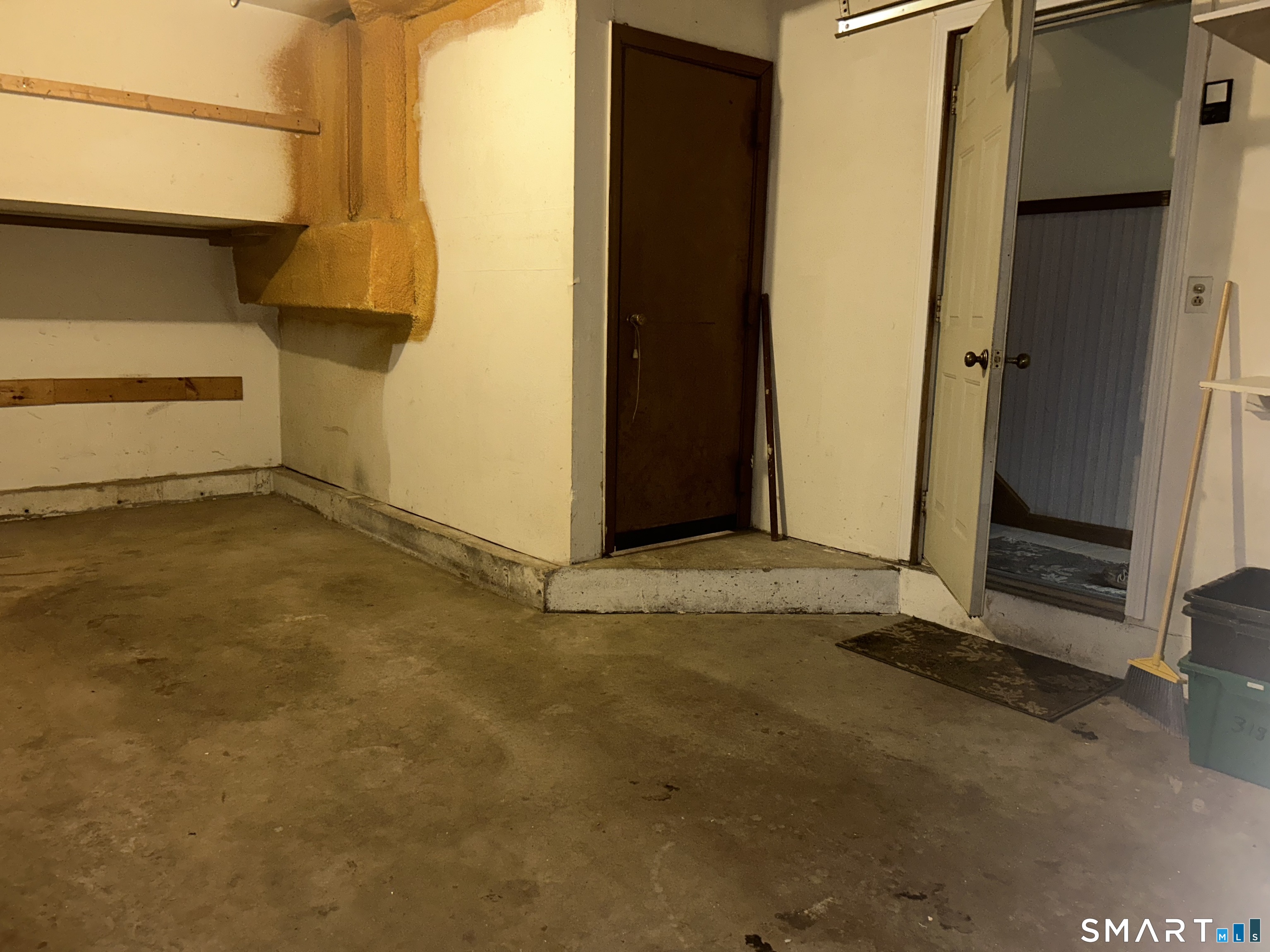 318 Dunfey Lane Windsor CT 06095