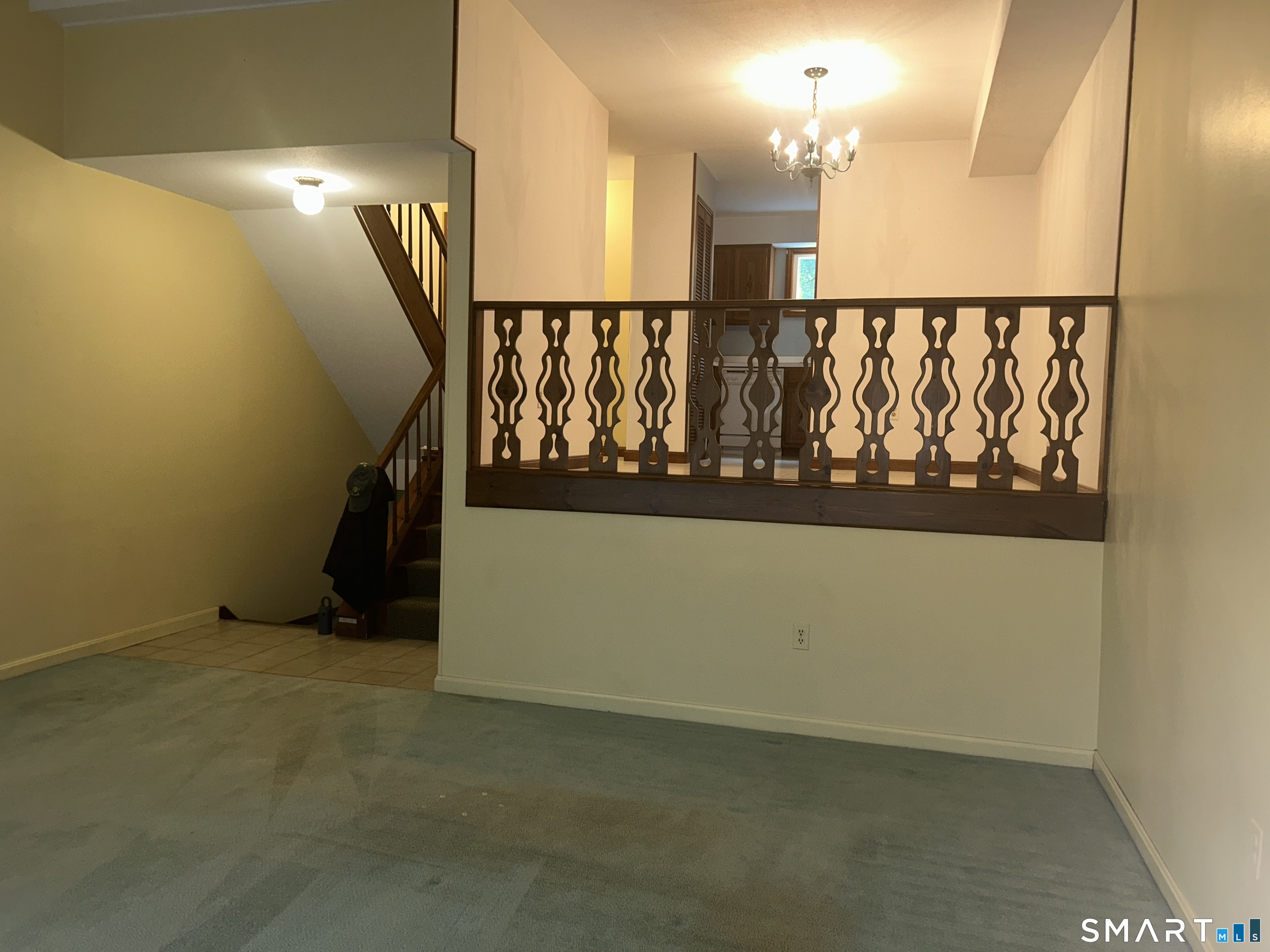 318 Dunfey Lane Windsor CT 06095