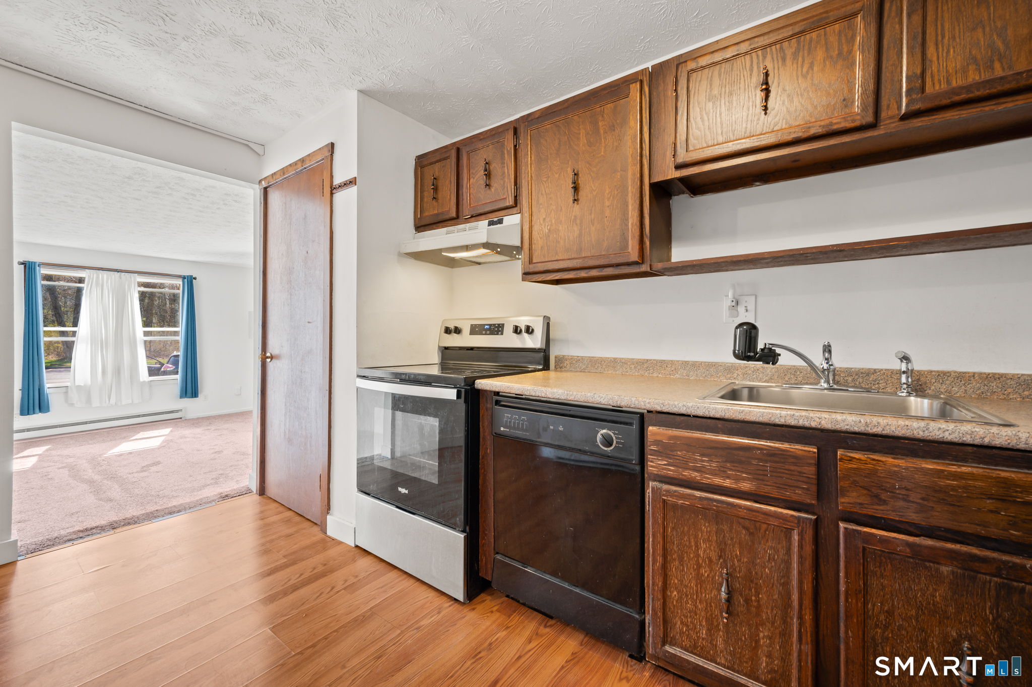 949 Pleasant Valley Road South Windsor CT 06074