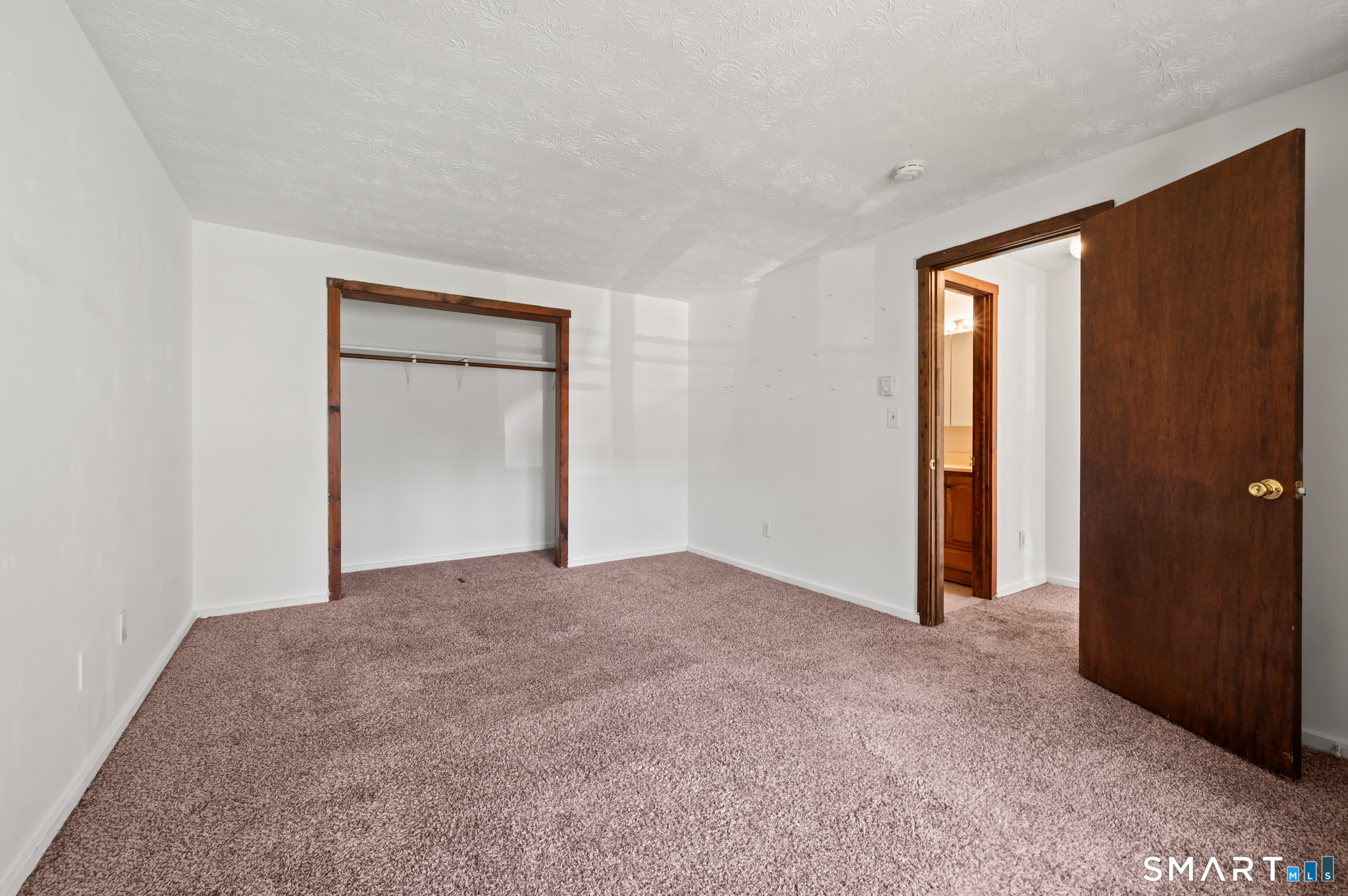 949 Pleasant Valley Road South Windsor CT 06074