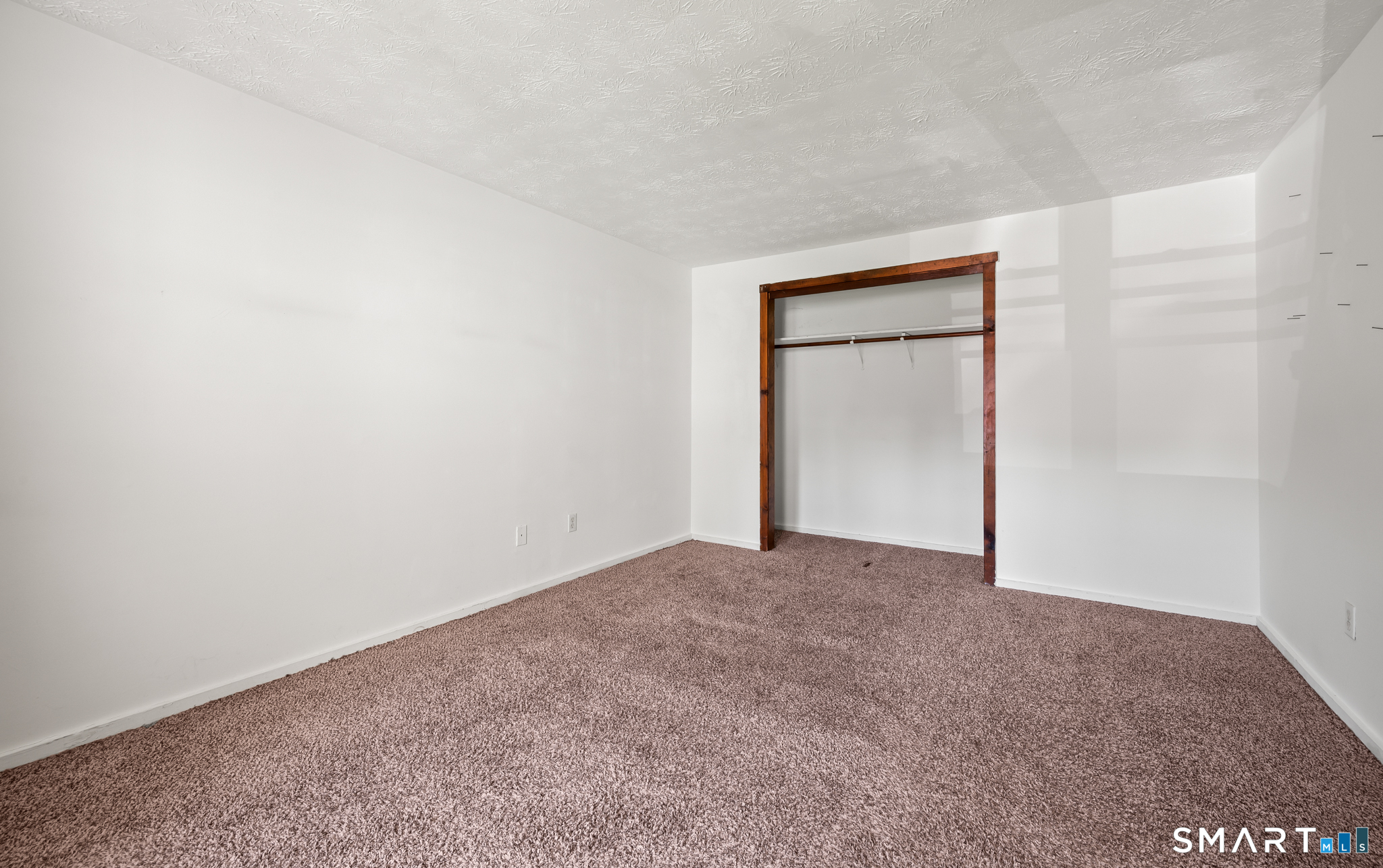 949 Pleasant Valley Road South Windsor CT 06074