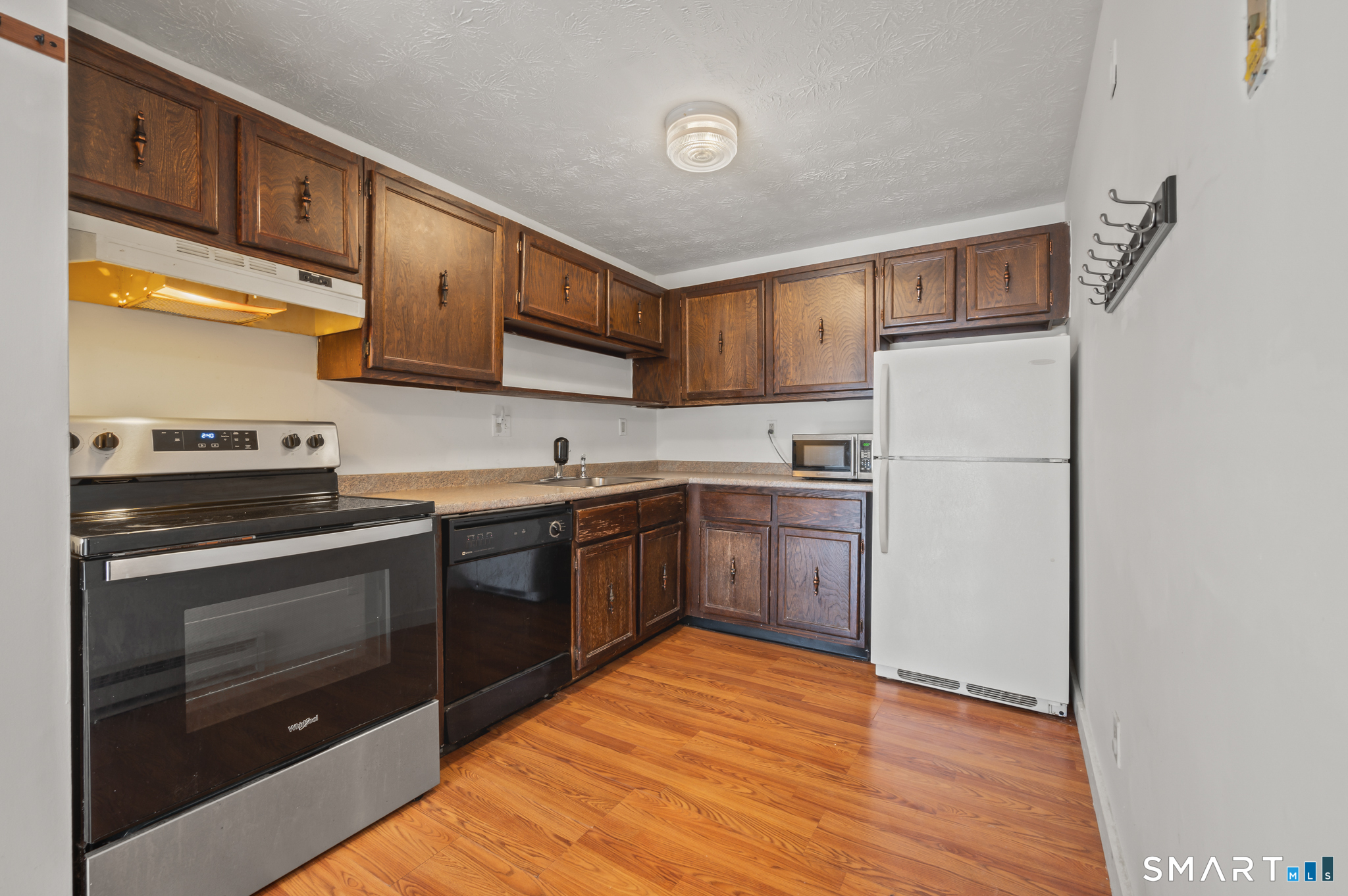 949 Pleasant Valley Road South Windsor CT 06074