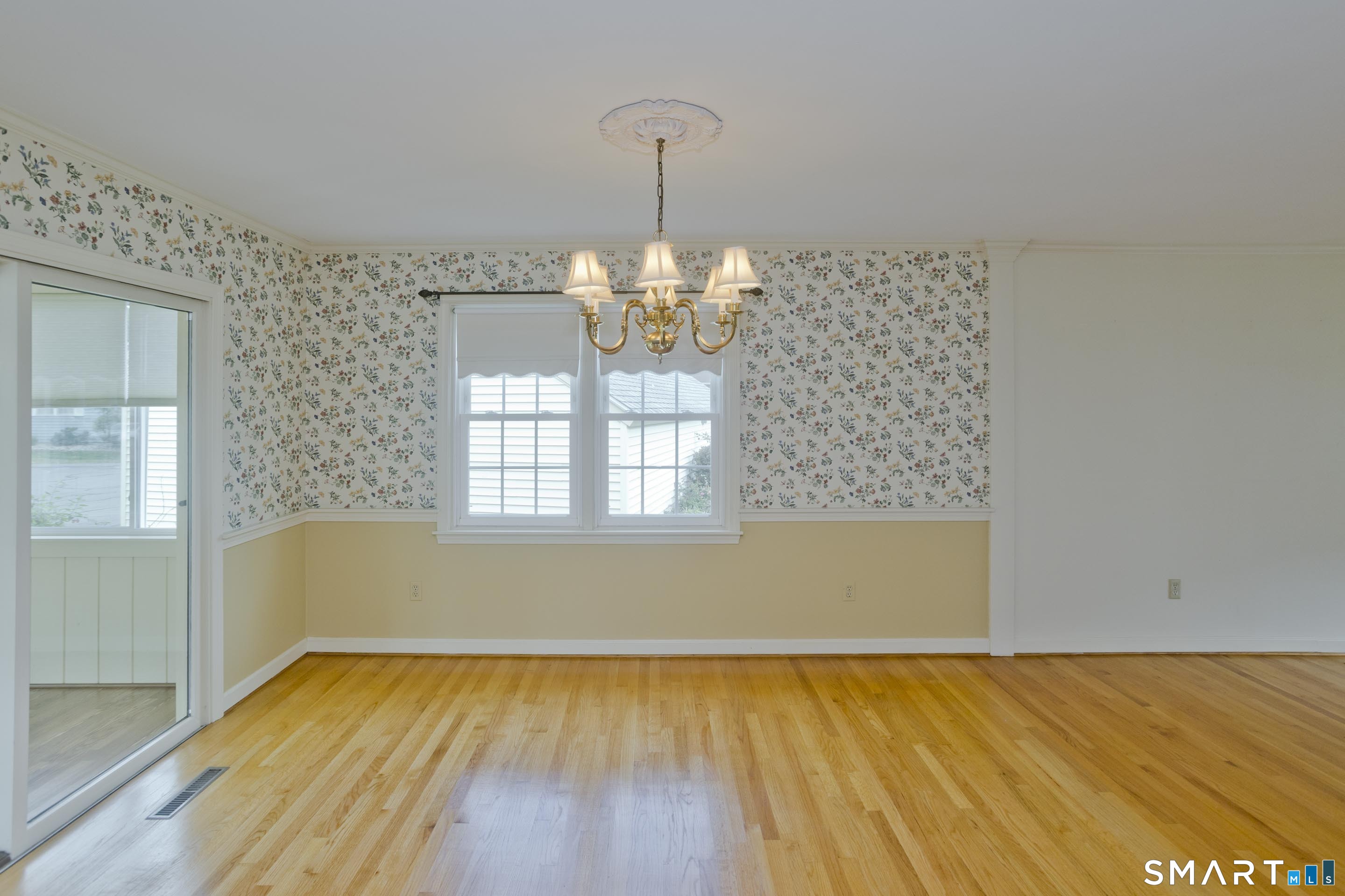1 Strathmore Lane Suffield CT 06078