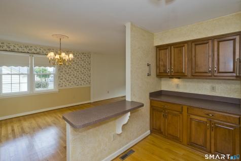 1 Strathmore Lane Suffield CT 06078