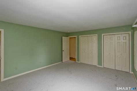 1 Strathmore Lane Suffield CT 06078