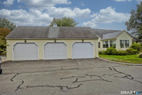 1 Strathmore Lane Suffield CT 06078