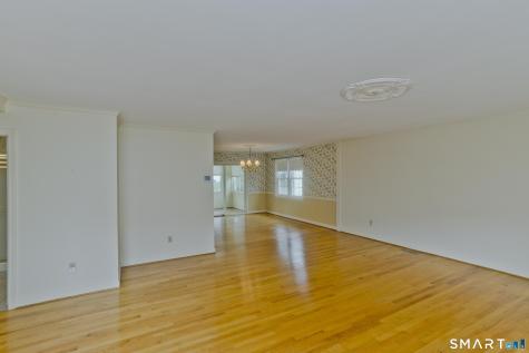 1 Strathmore Lane Suffield CT 06078