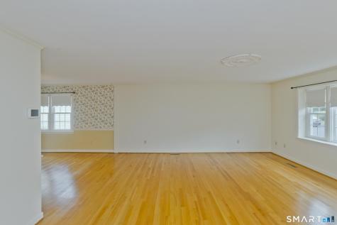 1 Strathmore Lane Suffield CT 06078