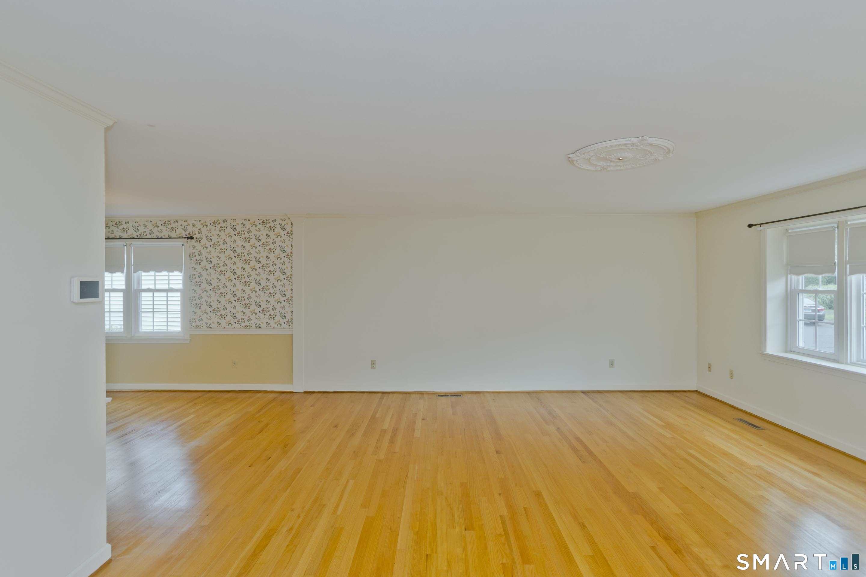 1 Strathmore Lane Suffield CT 06078