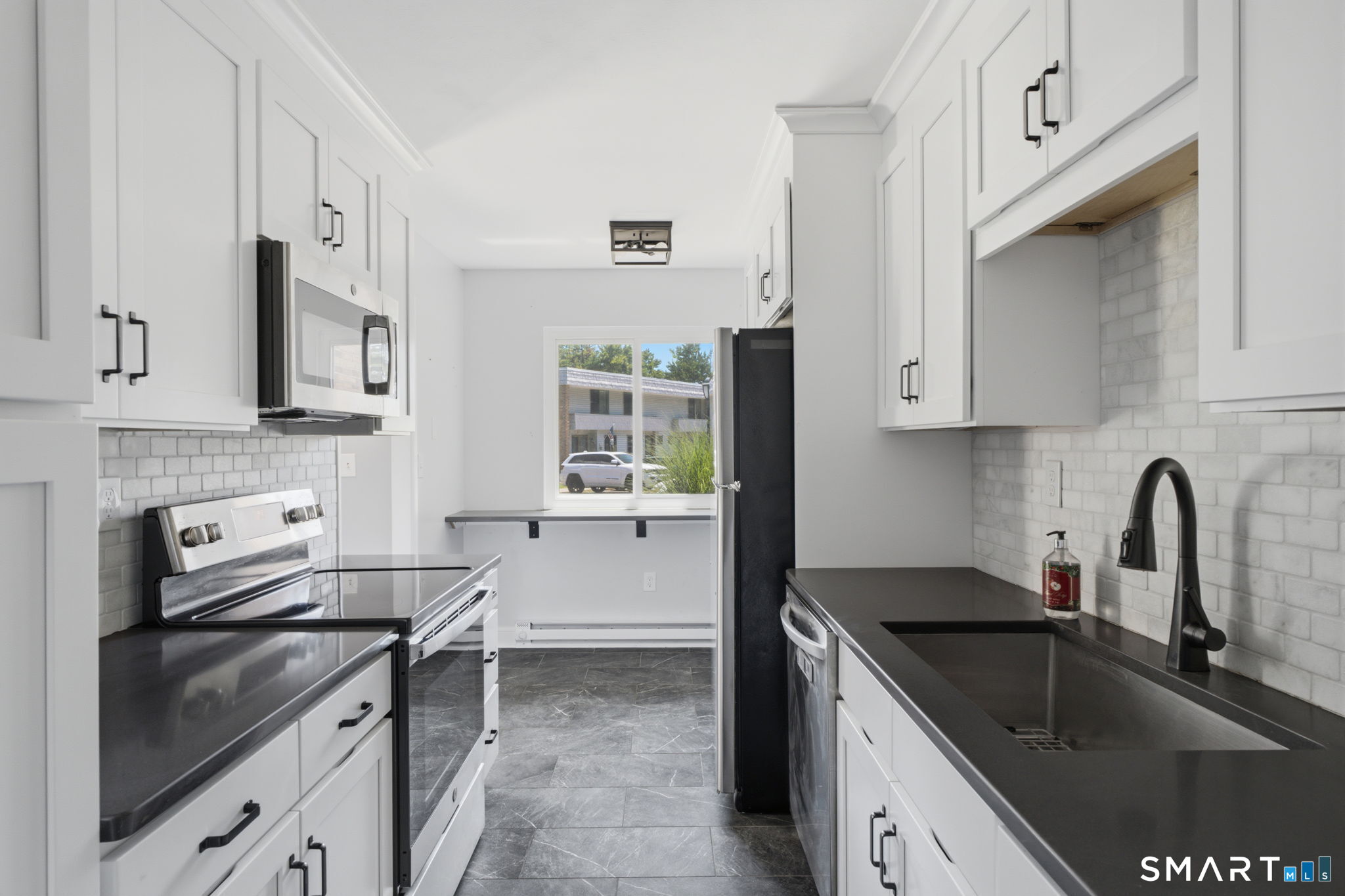 40 Chestnut Court Cromwell CT 06416