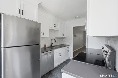 40 Chestnut Court Cromwell CT 06416