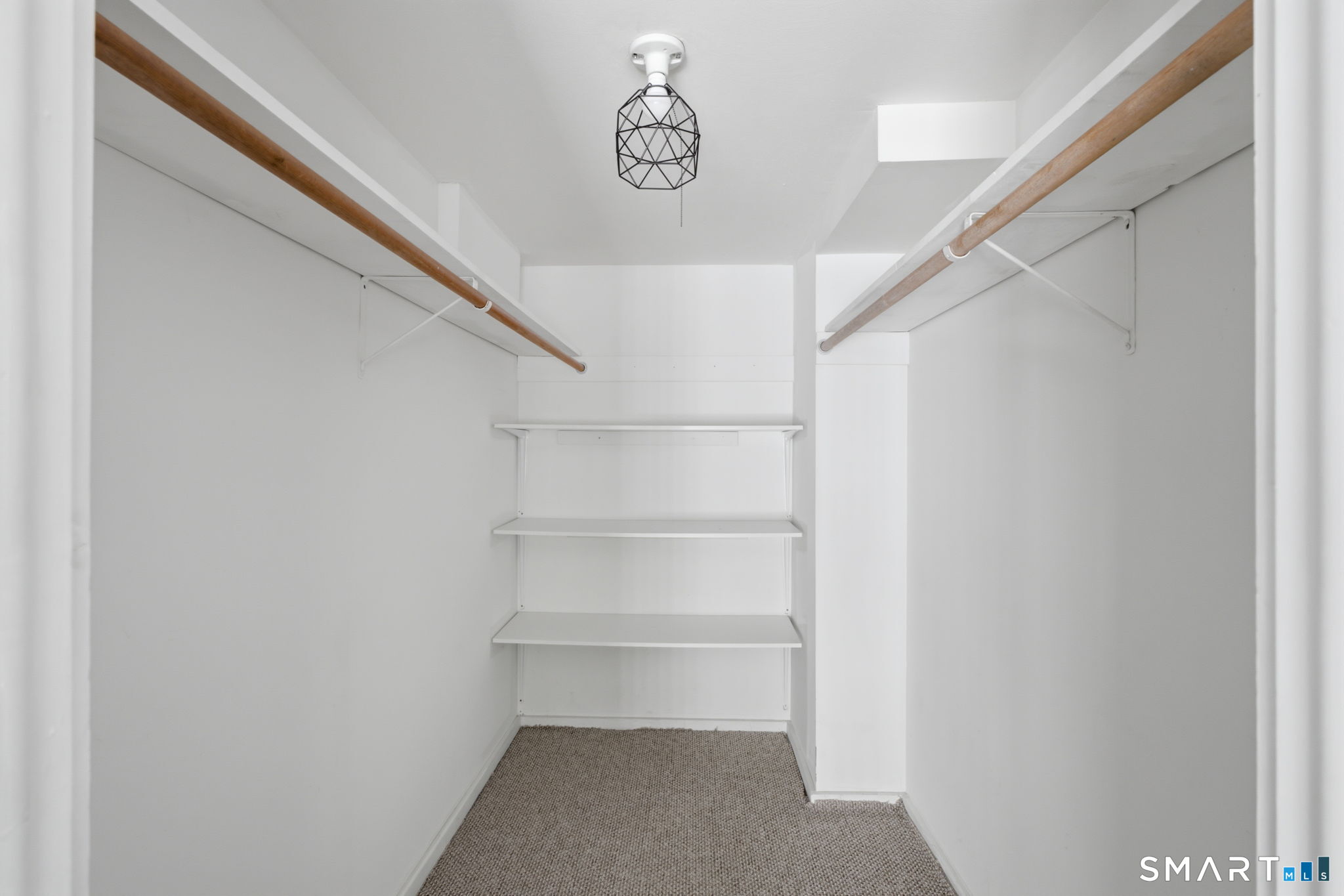 40 Chestnut Court Cromwell CT 06416