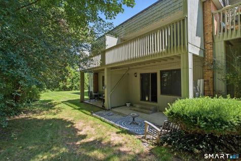 40 Chestnut Court Cromwell CT 06416