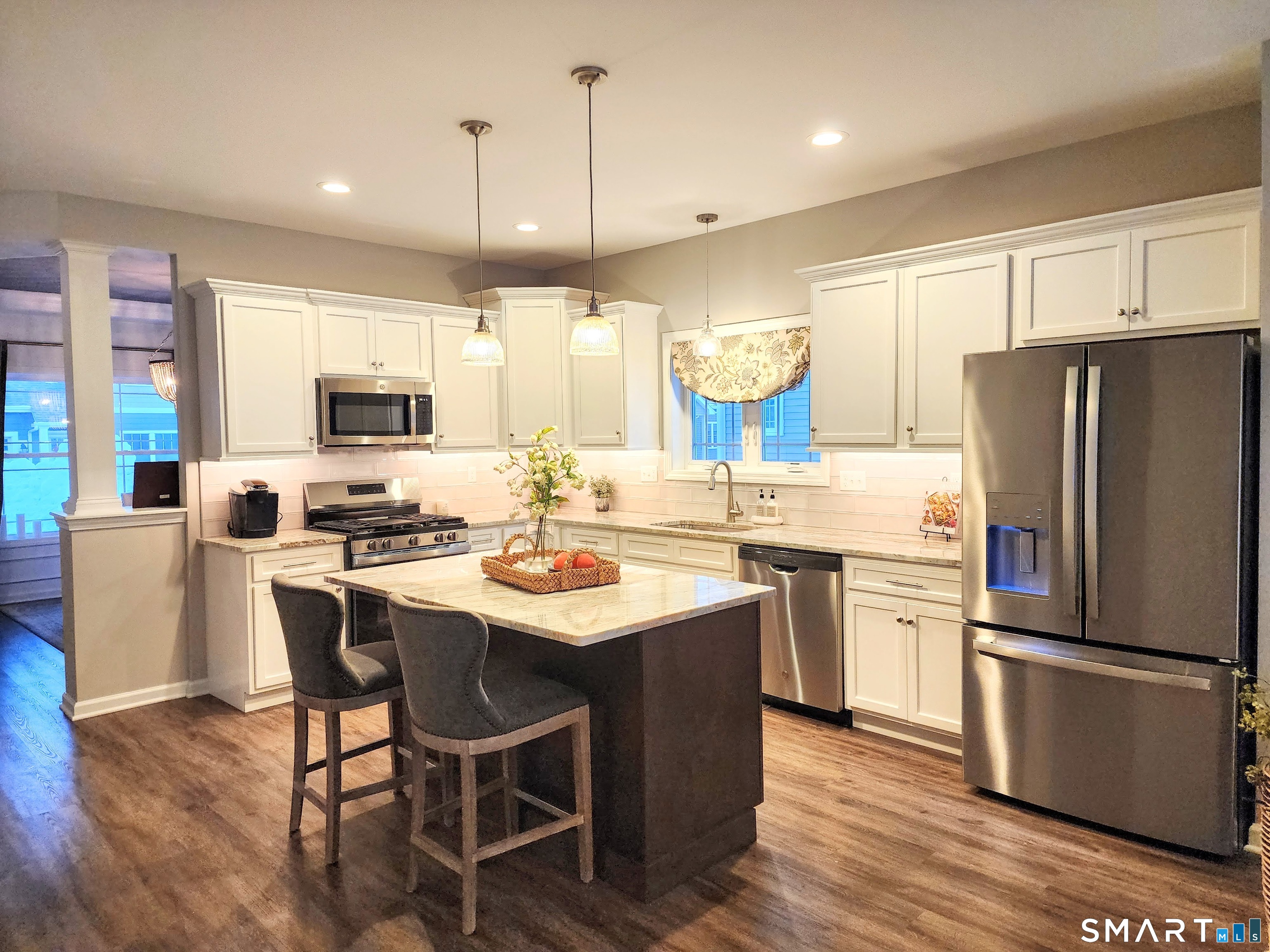 137 Mulholland Way North Haven CT 06473