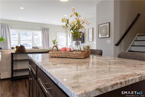 137 Mulholland Way North Haven CT 06473