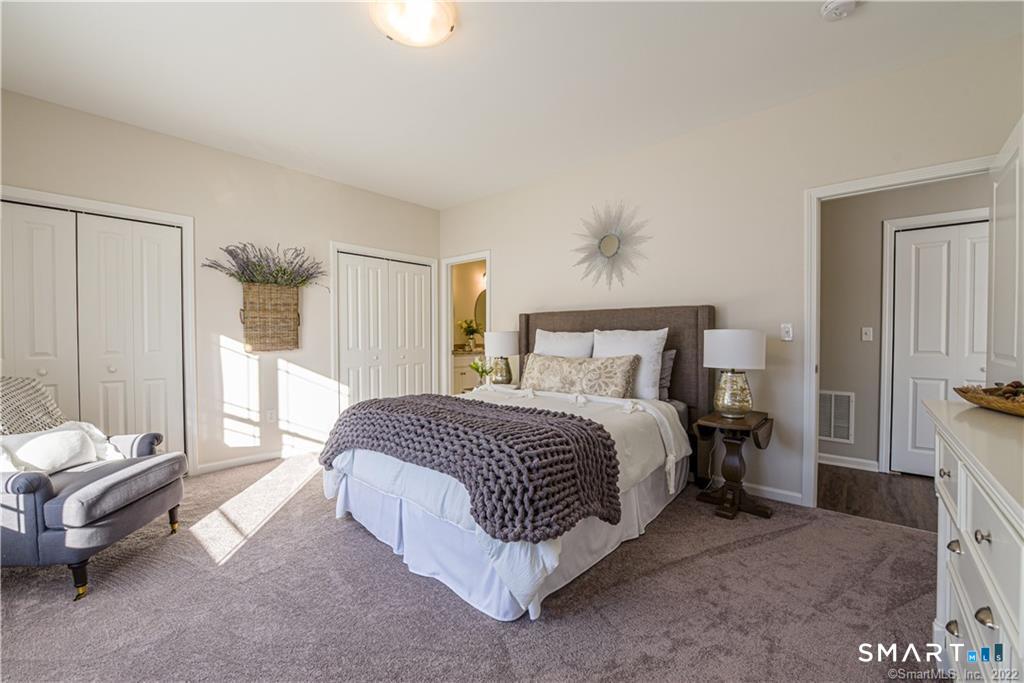 137 Mulholland Way North Haven CT 06473