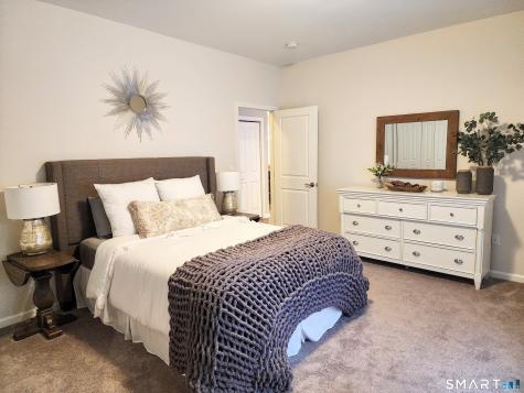 137 Mulholland Way North Haven CT 06473