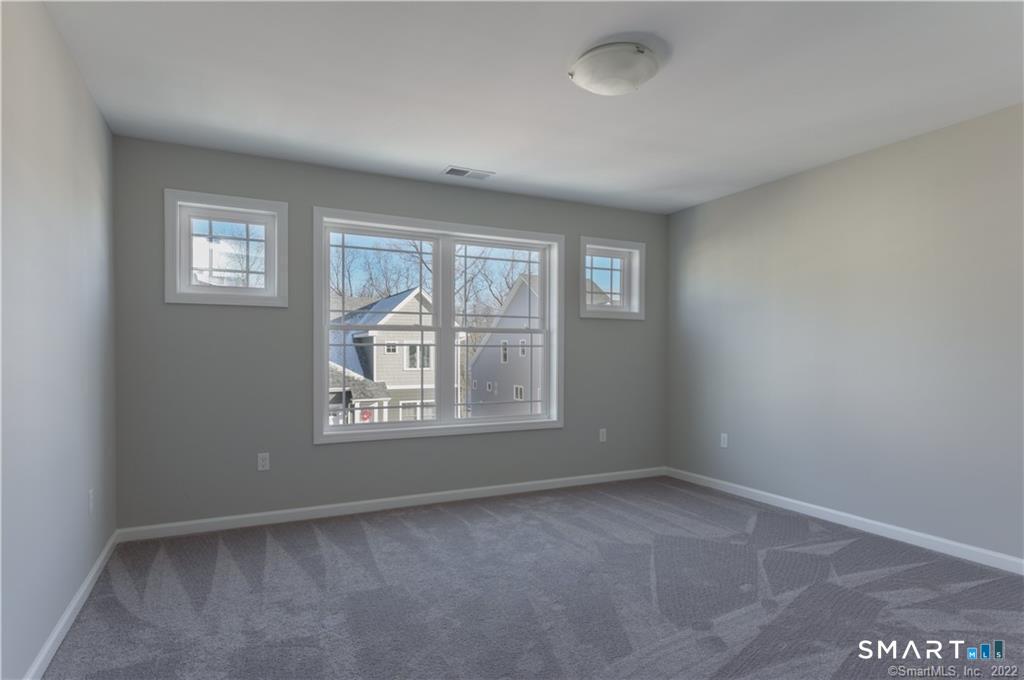 137 Mulholland Way North Haven CT 06473