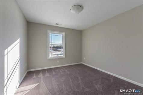 137 Mulholland Way North Haven CT 06473