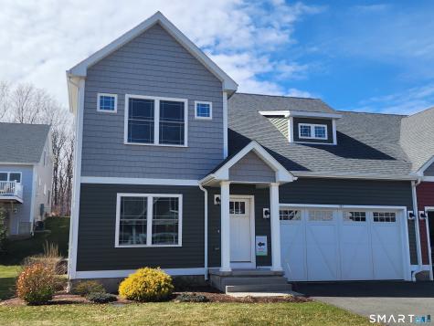 137 Mulholland Way North Haven CT 06473