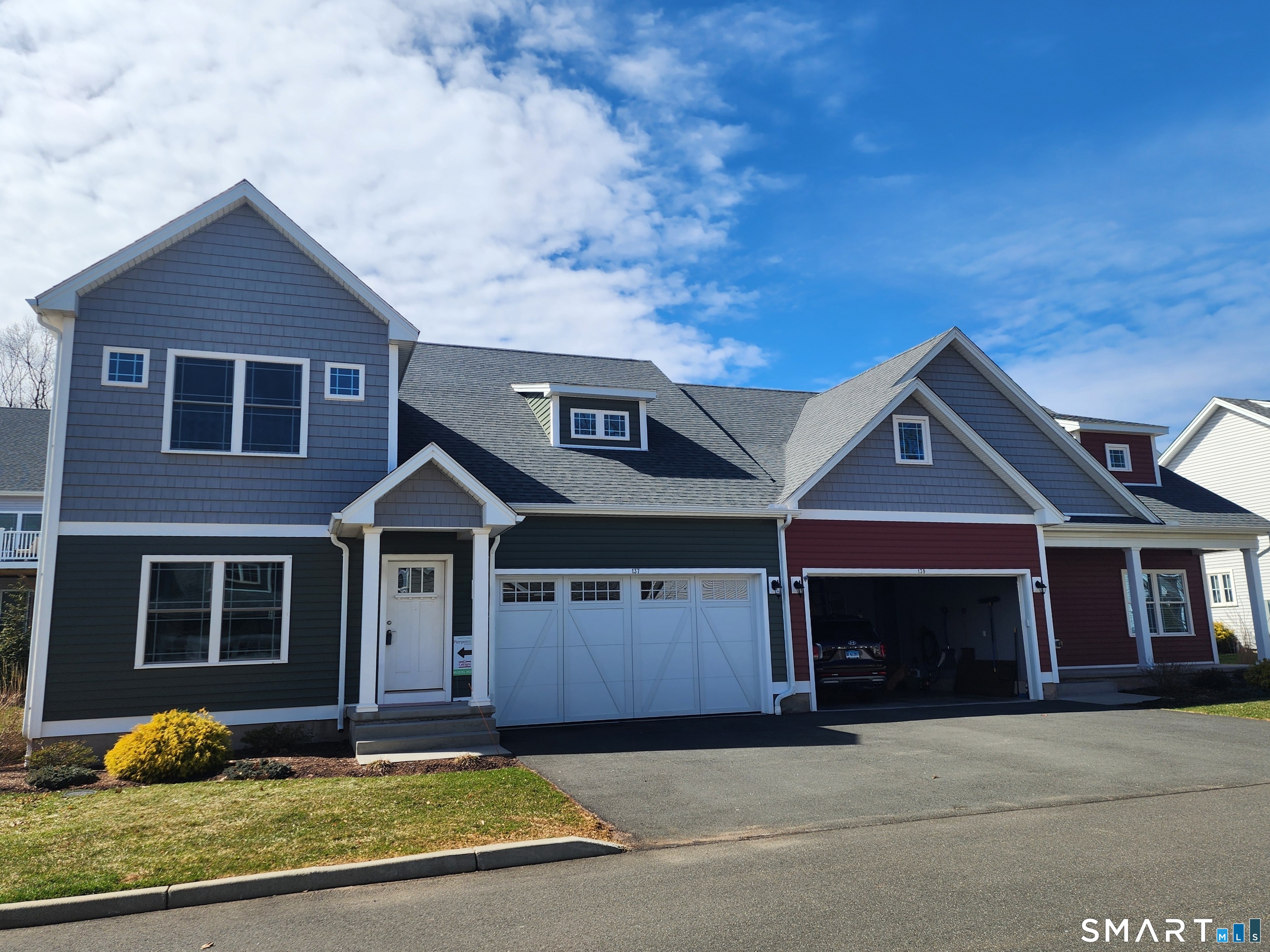 137 Mulholland Way North Haven CT 06473