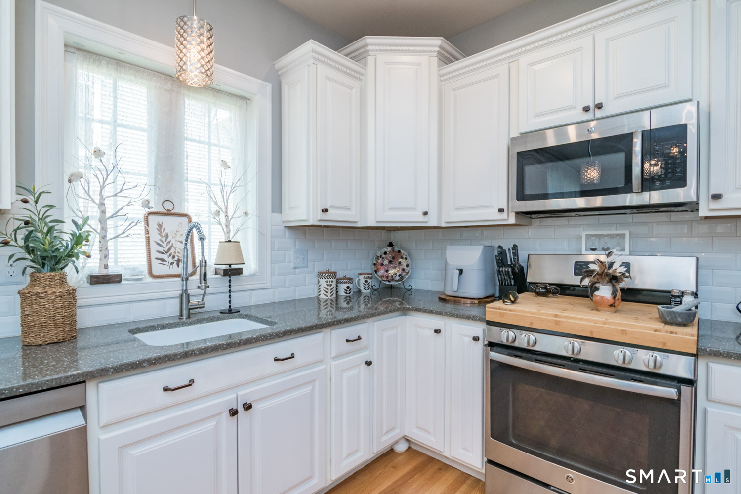 39 Greendale Drive Suffield CT 06078