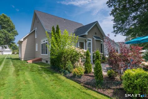 39 Greendale Drive Suffield CT 06078