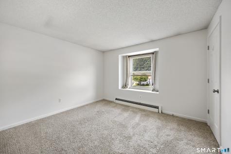 73 Brentwood Drive Wallingford CT 06492
