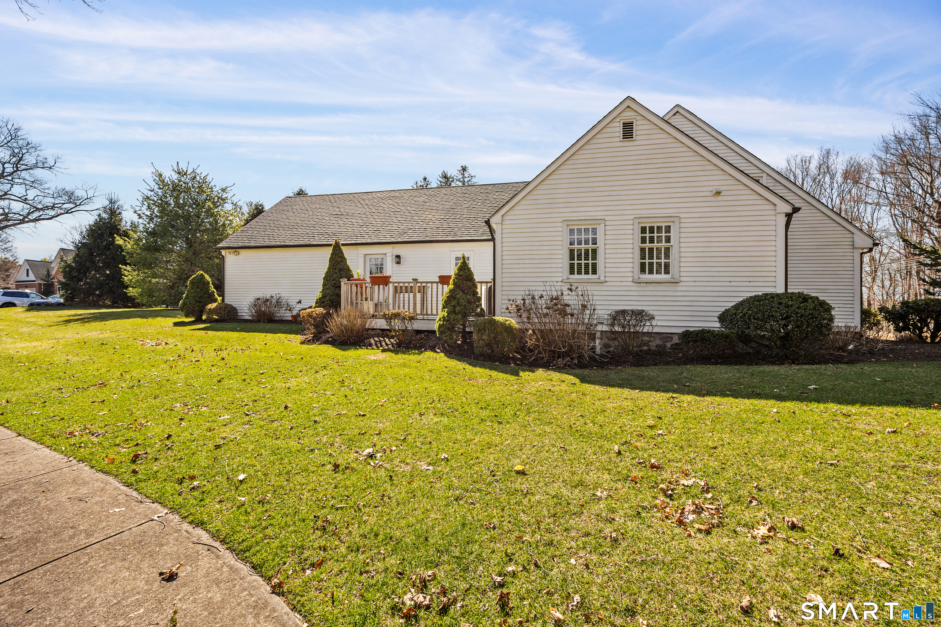 25 Stonegate Circle Cheshire CT 06410