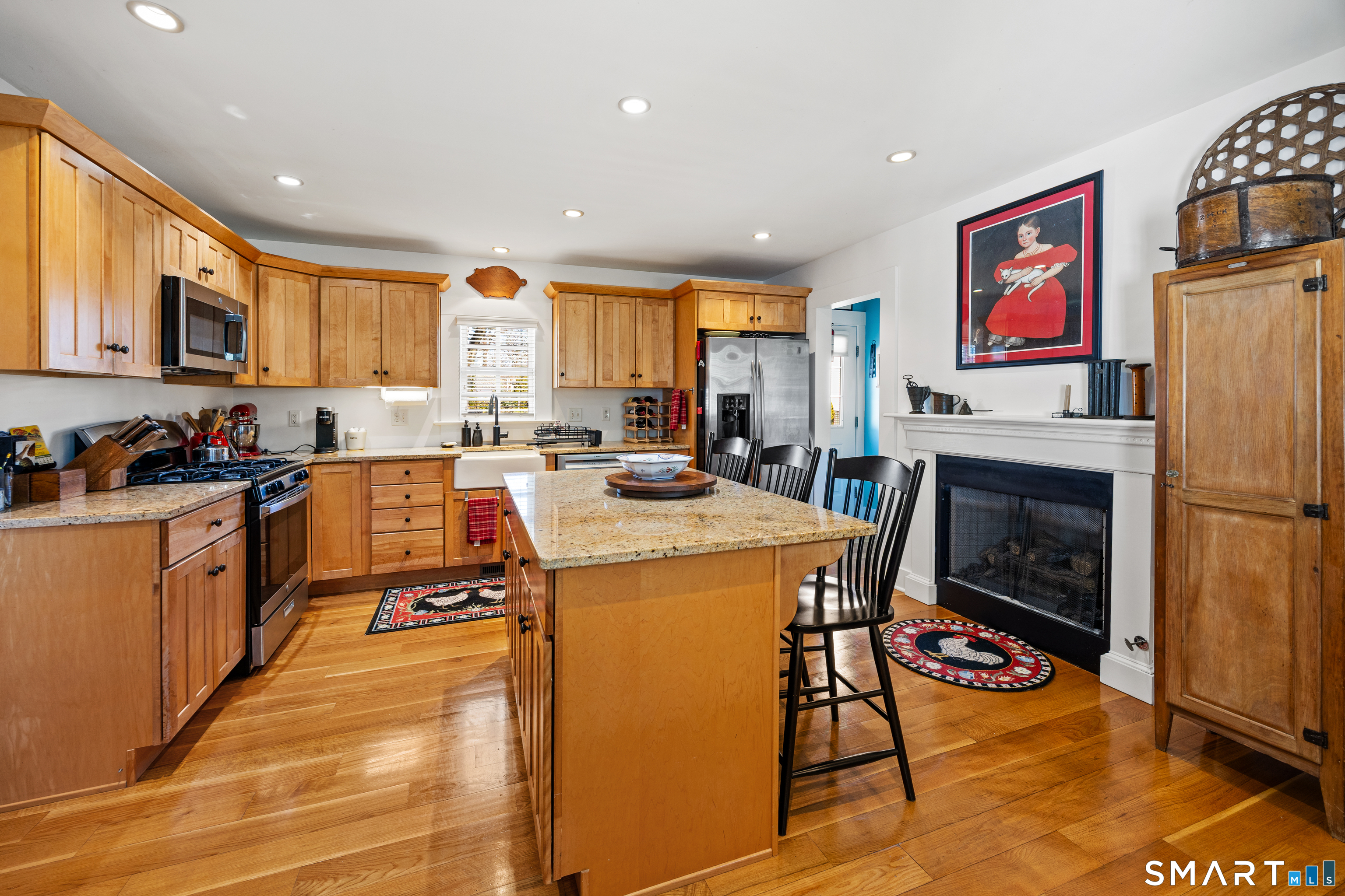 25 Stonegate Circle Cheshire CT 06410