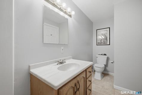 1221 Washington Street Middletown CT 06457