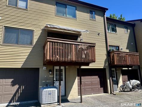 83 Van Buskirk Avenue Stamford CT 06902