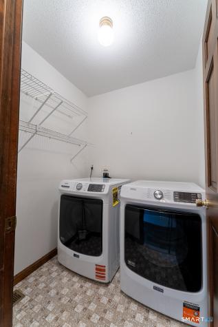 12 Michelle Lane Stonington CT 06355