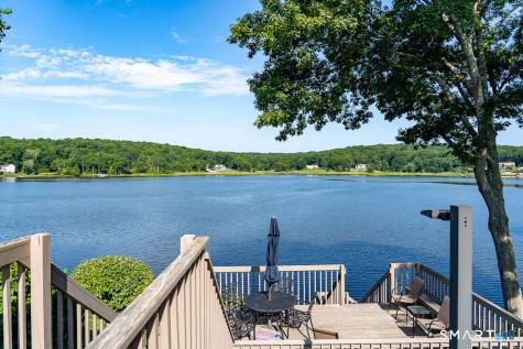 12 Michelle Lane Stonington CT 06355